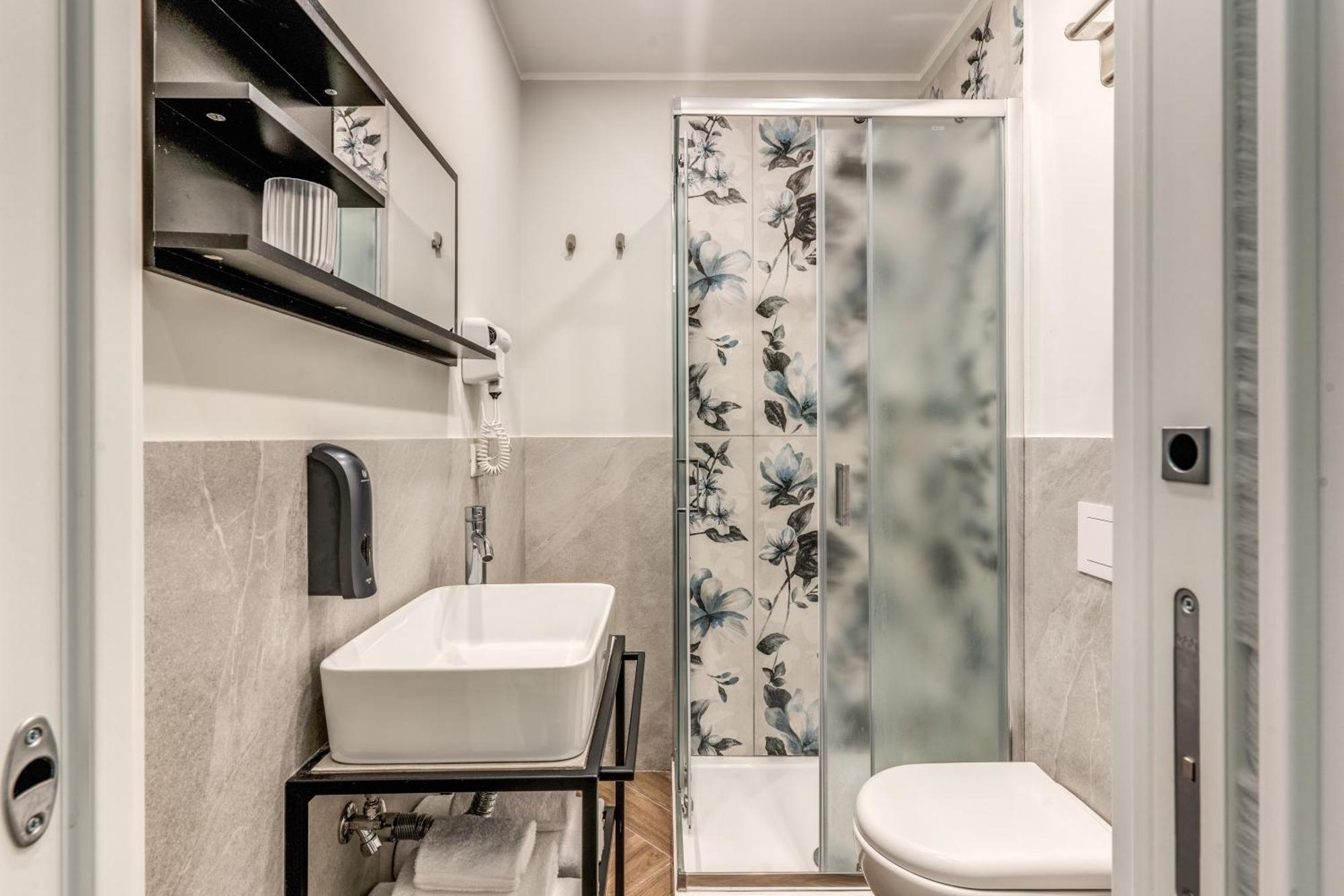 Gravina8 - Rooms In Napoli Ngoại thất bức ảnh