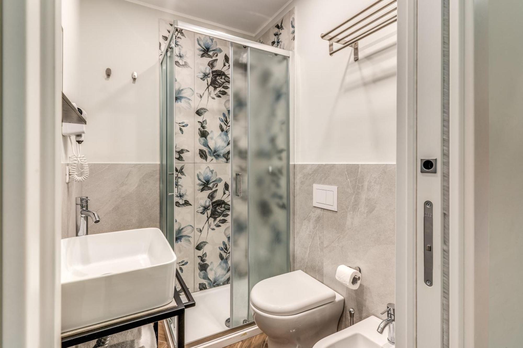 Gravina8 - Rooms In Napoli Ngoại thất bức ảnh