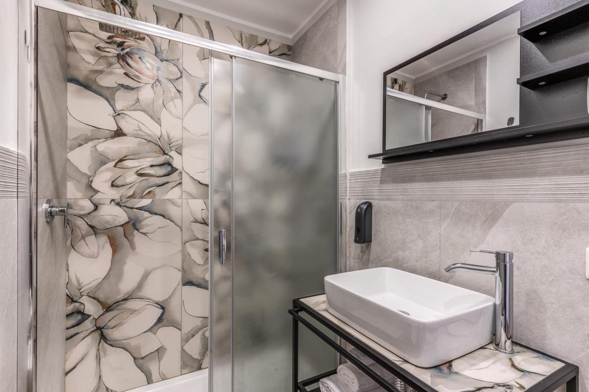 Gravina8 - Rooms In Napoli Ngoại thất bức ảnh